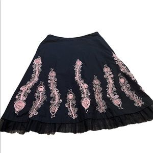 BASIL AND‎ MAUDE skirt